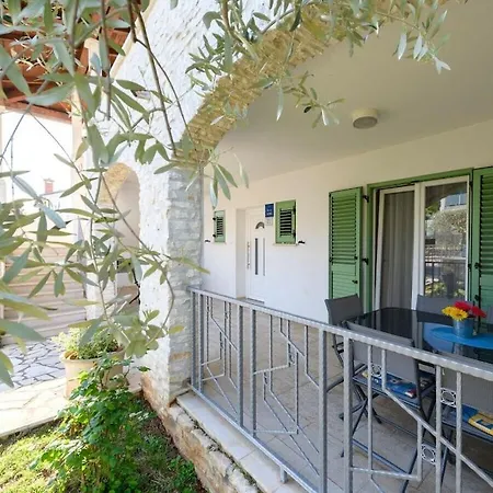 With 4 Bedrooms * Porec