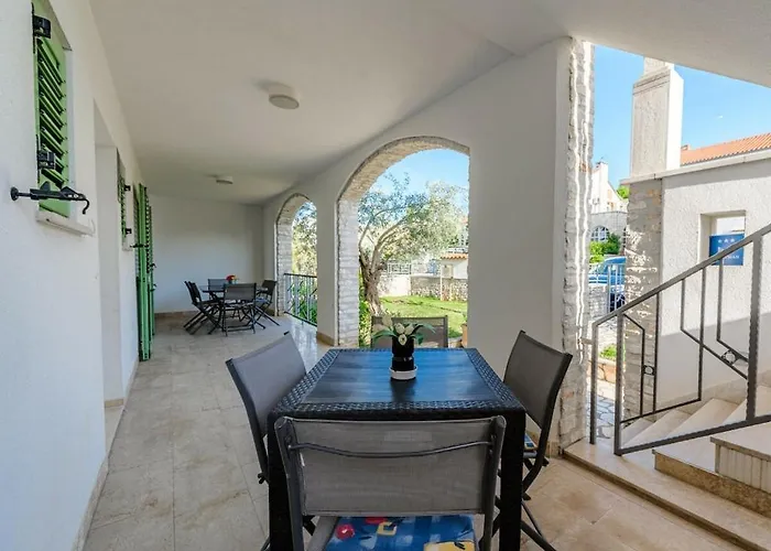 Nyaraló With 4 Bedrooms